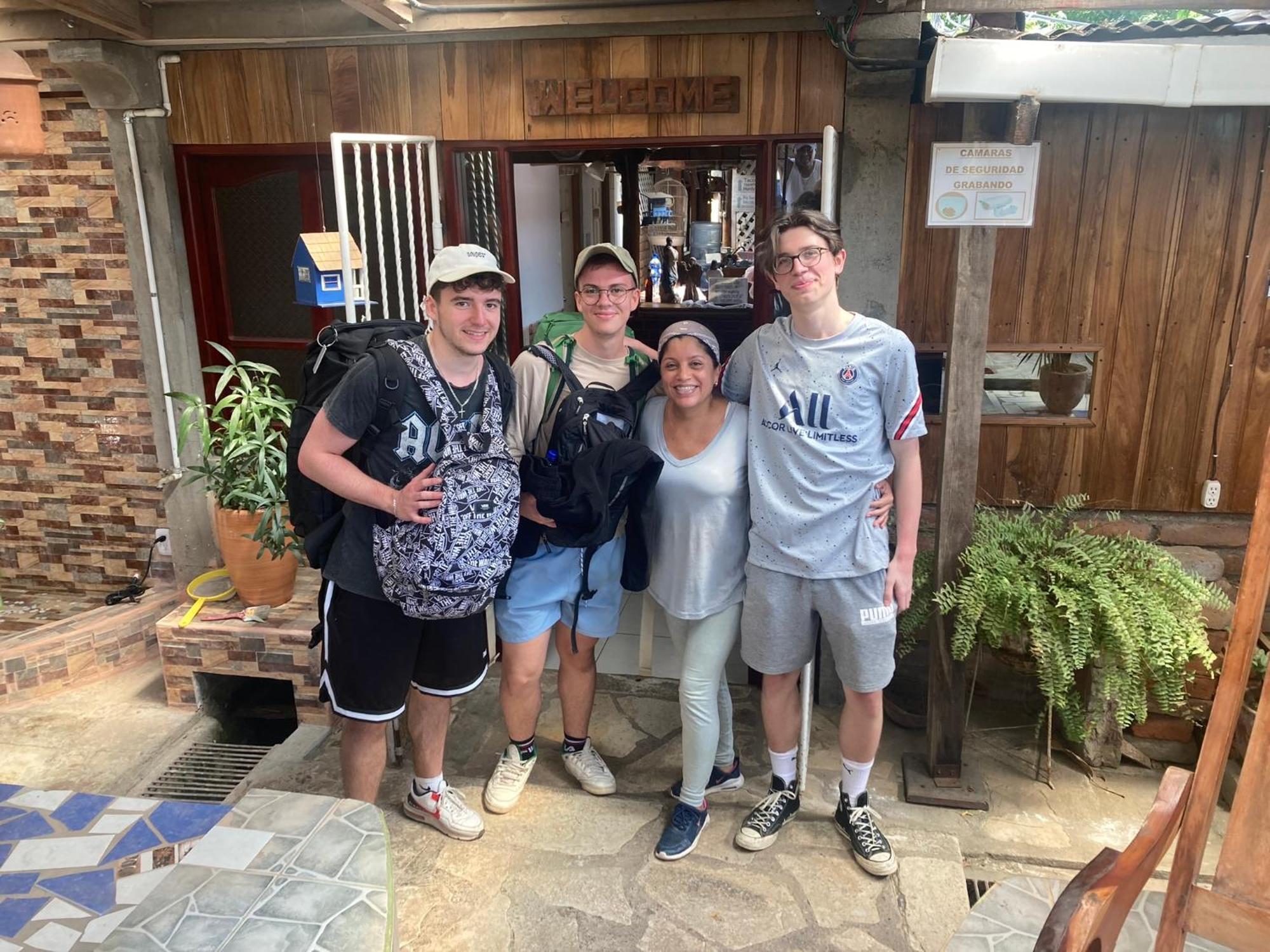 Murph'S Surf Shacks ริวาส ภายนอก รูปภาพ