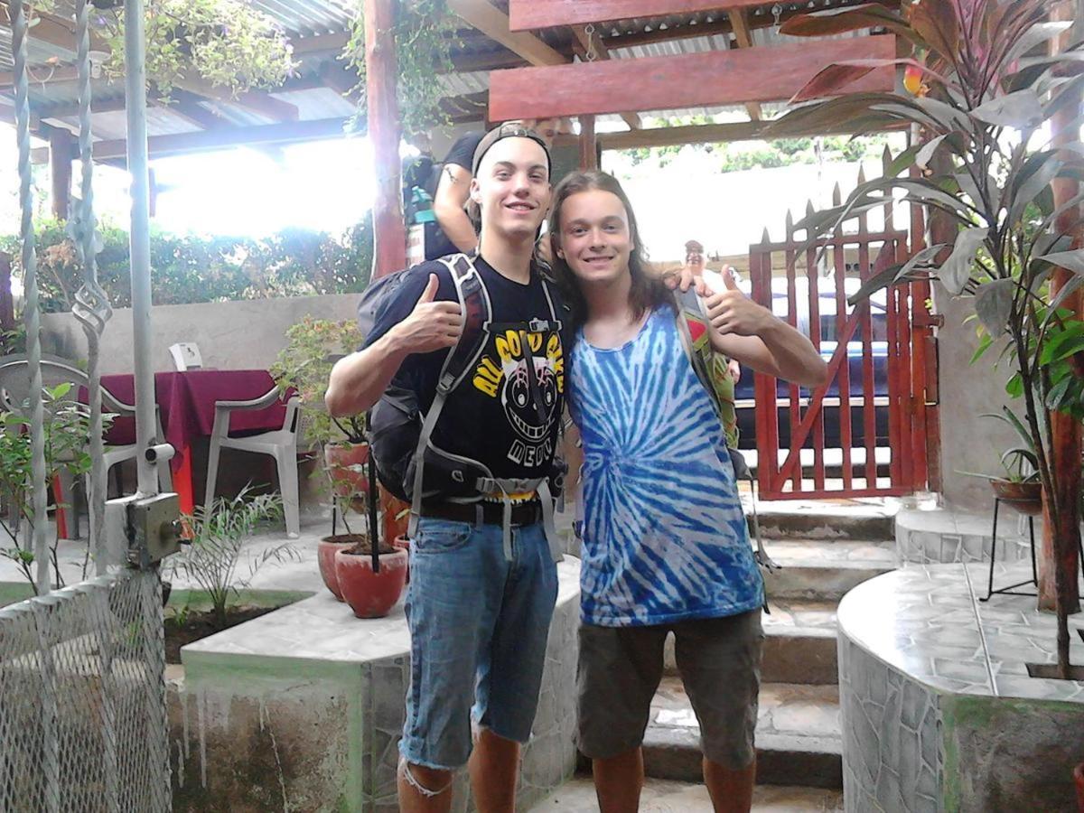 Murph'S Surf Shacks ริวาส ภายนอก รูปภาพ